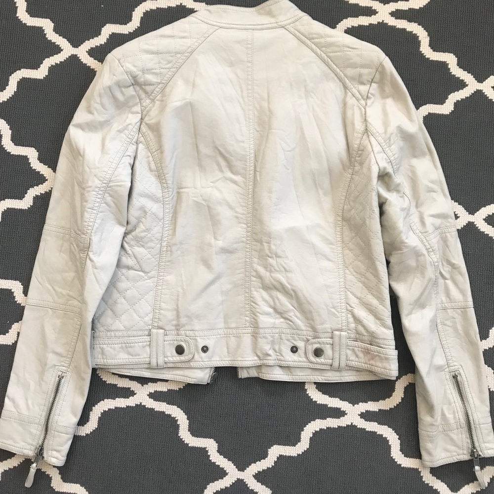 Never Worn Perfect Condition Jacket - image 3